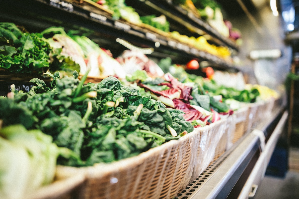 Eat more fruits and vegetables to stay happy and healthy!